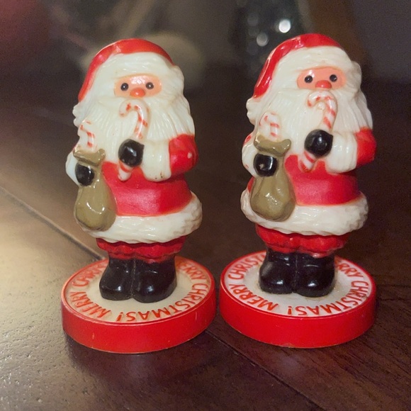 Two Vintage 1970's Hallmark Mini Figurines - Picture 2 of 2